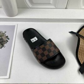 Picture of LV Slippers _SKU603984187152011